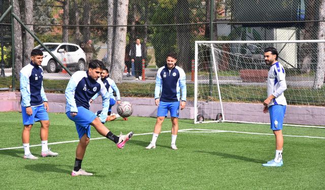 Bedirhan büyük bir hırsla çalışıyor