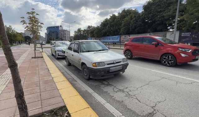 Ehliyeti yoktu, polisten kaçtı: Sonu 515 bin TL’lik ceza oldu