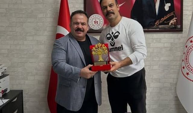 Federasyon başkanını Sivrihisar’da ağırladı