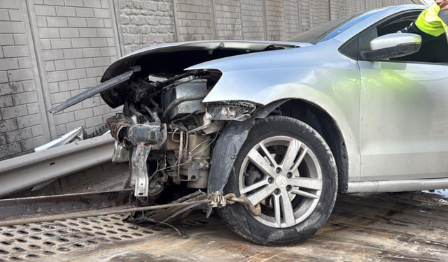 Eskişehir çevreyolunda kaza! 1’i ağır 2 yaralı