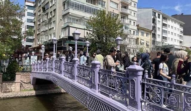 Eskişehir’de sıcaklık 22 dereceye kadar çıkacak