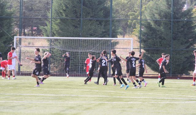 Osmangazi ilk galibiyeti istiyor