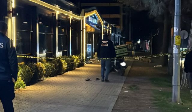 Eskişehir’de tartışma kanlı bitti: Ekipler şüphelilerin peşinde!