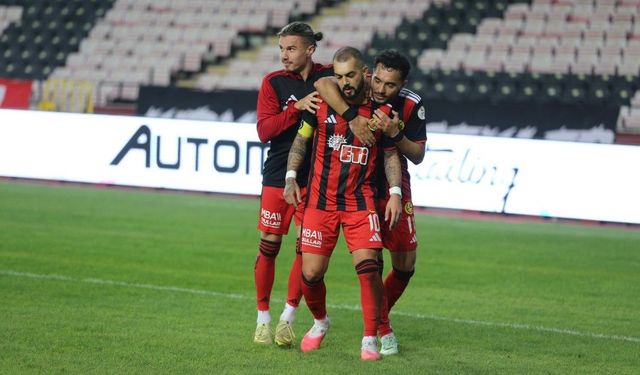 Eskişehirspor son anda puanı kurtardı!
