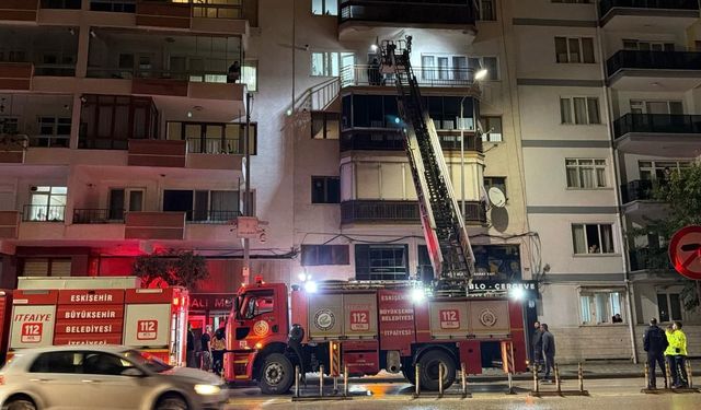 Eskişehir’de yangından kurtarılan adamdan şaşırtan soru: "Benim borcum ne?”