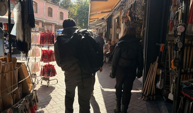 Eskişehir’de yürek ısıtan arkadaşlık görüntüsü
