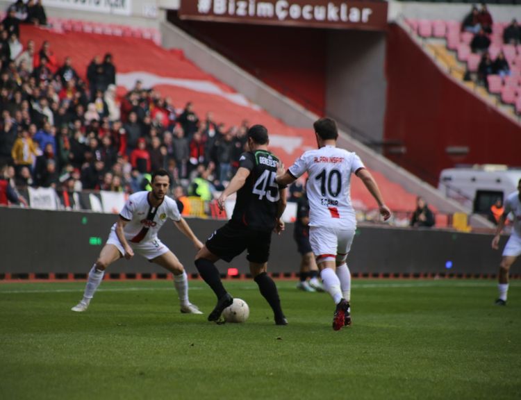 Eskişehirspor - Geredespor karşılaşmasındaki özet görüntüler...