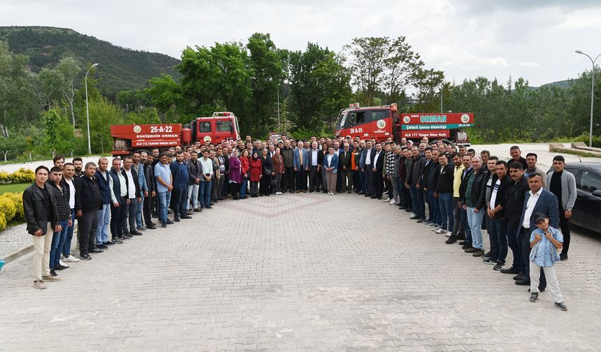 Eskişehir ve Afyonkarahisar'da görev yapan 333 orman işçisinin kadro sevinci