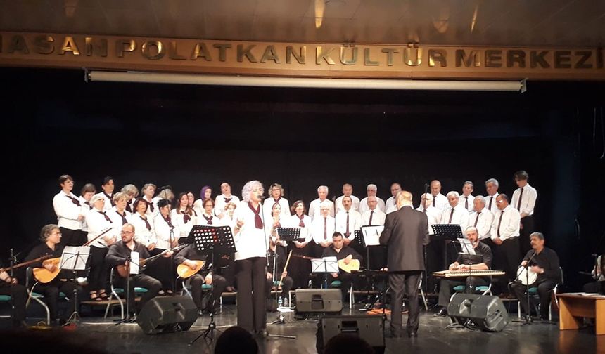 ‘Sazımızdan, sesimizden gönlünüze türküler' konserine yoğun ilgi