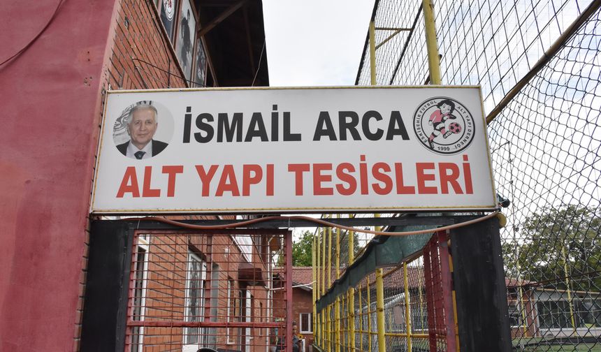 ES-ES ÖLÜRKEN KILI KIPIRDAMADI!