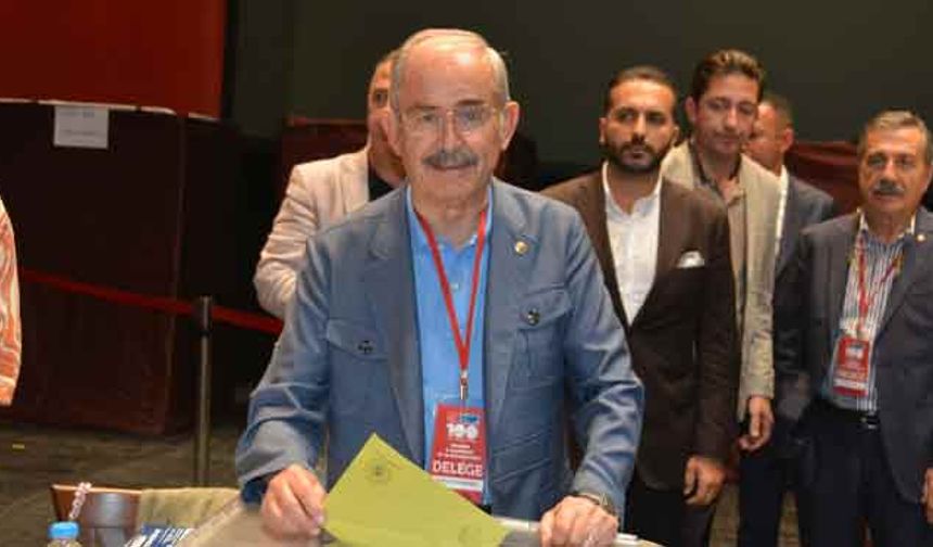 CHP il başkanlığı seçimi için Başkan Büyükerşen oyunu kullandı