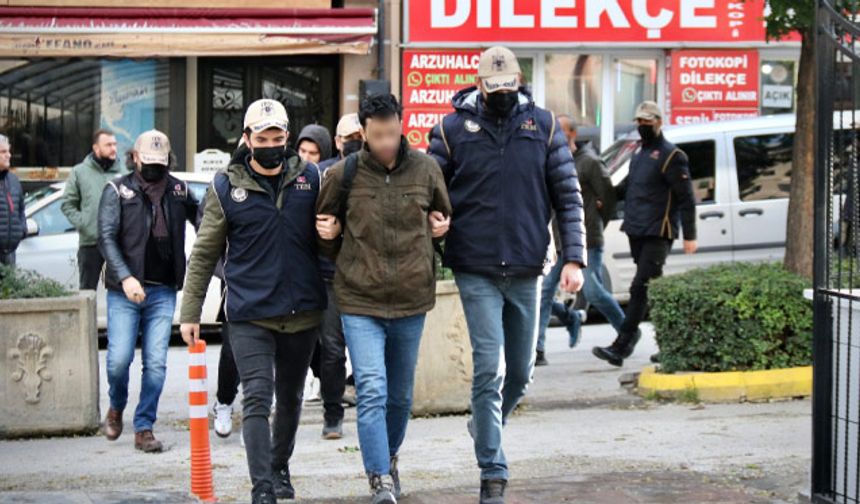Eskişehir’de Şafak Operasyonu: 5 kişi adliyede