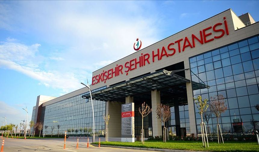 Eskişehir’de yürekleri ağza getiren olay: 3 yaşındaki çocuk 4. kattan düştü!