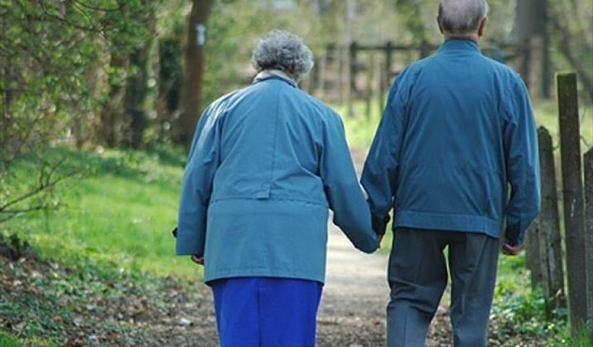 Uzmanından Alzheimer uyarısı: Her 3 saniyede bir yeni vaka!