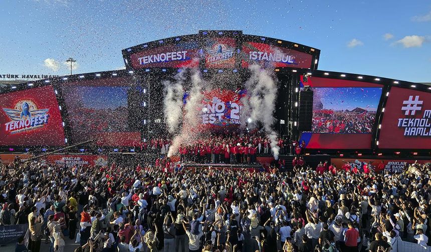 TEKNOFEST 2025'e damga vuran başarılar: 6 birincilik ve 7 özel ödül!