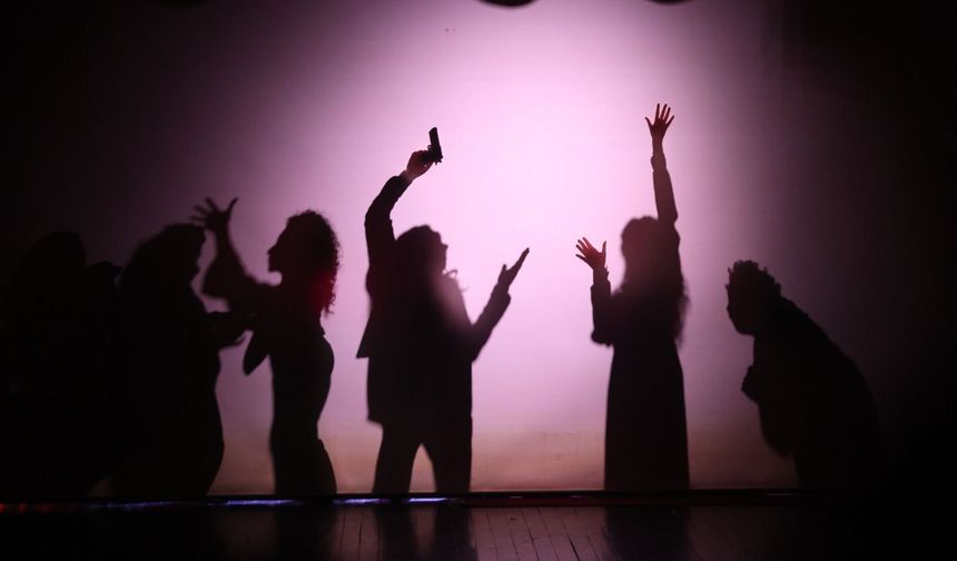 Eskişehir'de tiyatroseverlere müjde:  Nisan takvimi açıklandı!