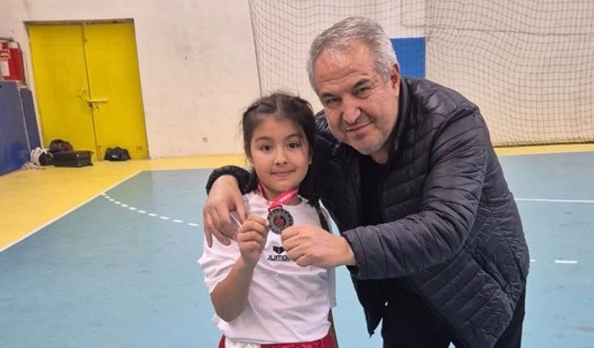 Şahinspor’da madalya gururu devam ediyor