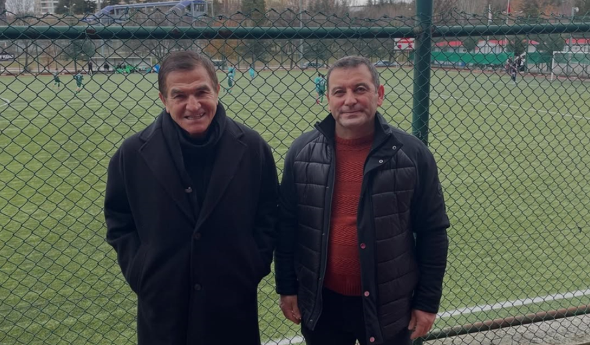 Zorlu maçı Çuhadar da takip etti