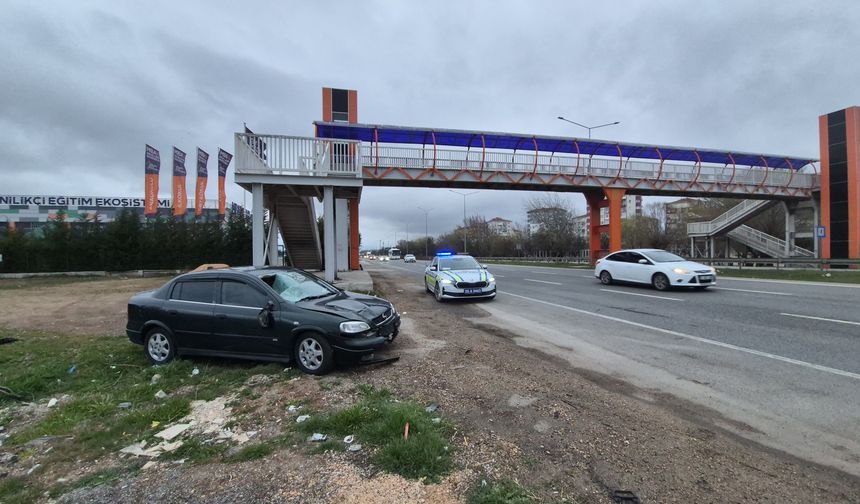 Eskişehir çevre yolunda ölümlü kaza: Üst geçidi kullanmadı canından oldu!