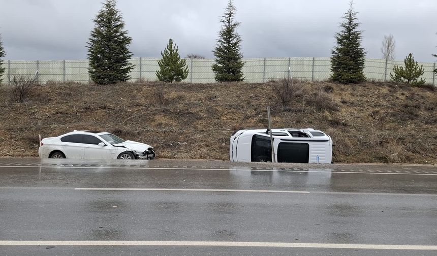 Afyon'da trafik kazası: 6 yaralı!