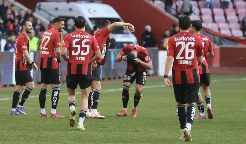 Eskişehirspor’da matadorlu gol sevinci!