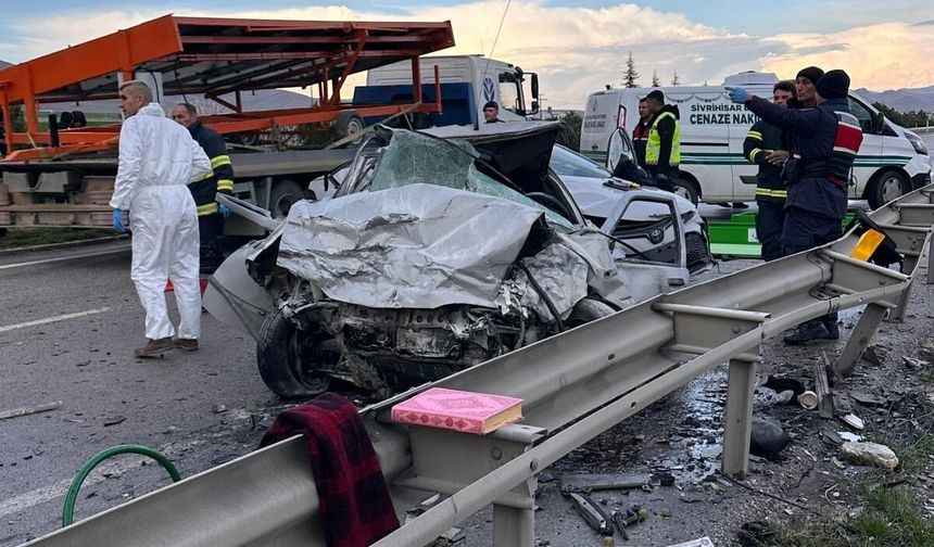 Eskişehir-Ankara yolunda feci kaza: 4 ölü, 2 yaralı!