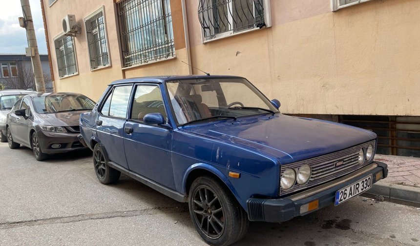 Eskişehir'deki satılan bu arabaya yarım ekmek verdiler!