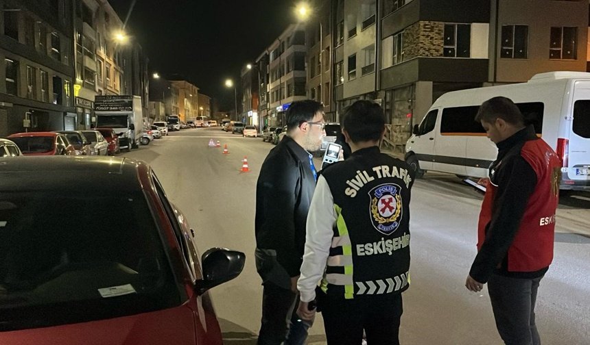 Eskişehir'de gece denetimi: Bir gecede 329 kişi...