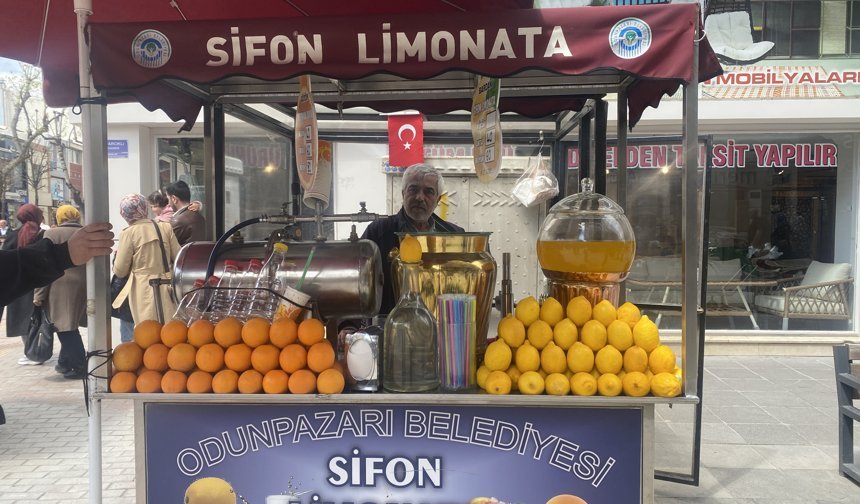 Eskişehir'de sıcaklar başladı, onun sezonu açıldı!