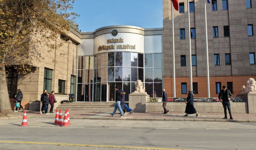 Eskişehir'in göbeğindeki caddeye "yıkım" darbesi: 5 gün kapalı olacak!