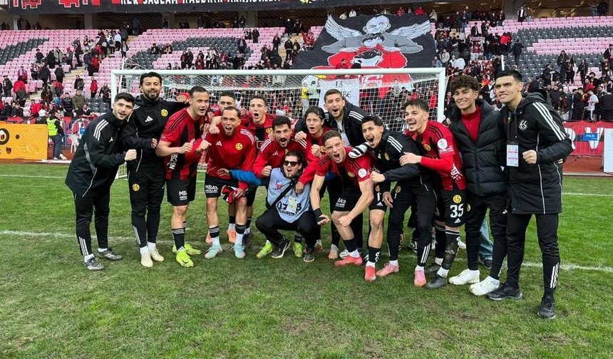 Eskişehirspor şampiyonu  4 golle  uğurladı!