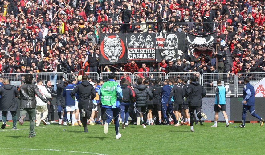 Eskişehirspor’a PFDK şoku: Ceza yağdı!