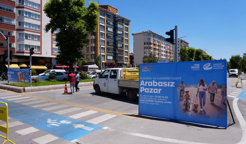 Eskişehir'de 'Arabasız Pazar' Atatürk Bulvarı bir günlüğüne trafiğe kapatıldı