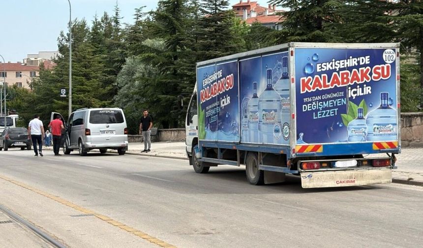 Eskişehir'de feci kaza: Küçük çocuk su kamyonunun altında kaldı!