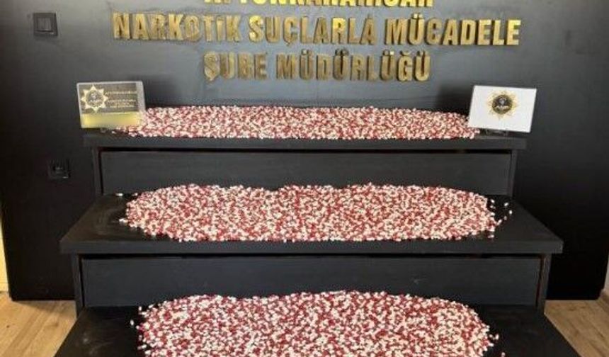 Kargo yoluyla zehir ticaretine büyük vurgun!