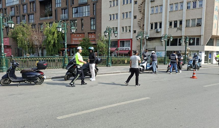 Eskişehir Köprübaşı'nda motosikletlere denetim