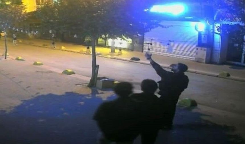 Eskişehir esnafı bu hırsızlığa şaşırdı: Sokak lambasını ne yapacaklar?