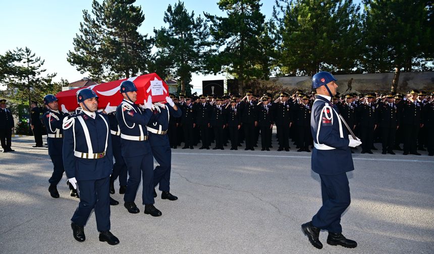 Eskişehir’de görev şehidi Mehmet Demirbaş için askeri tören düzenlendi