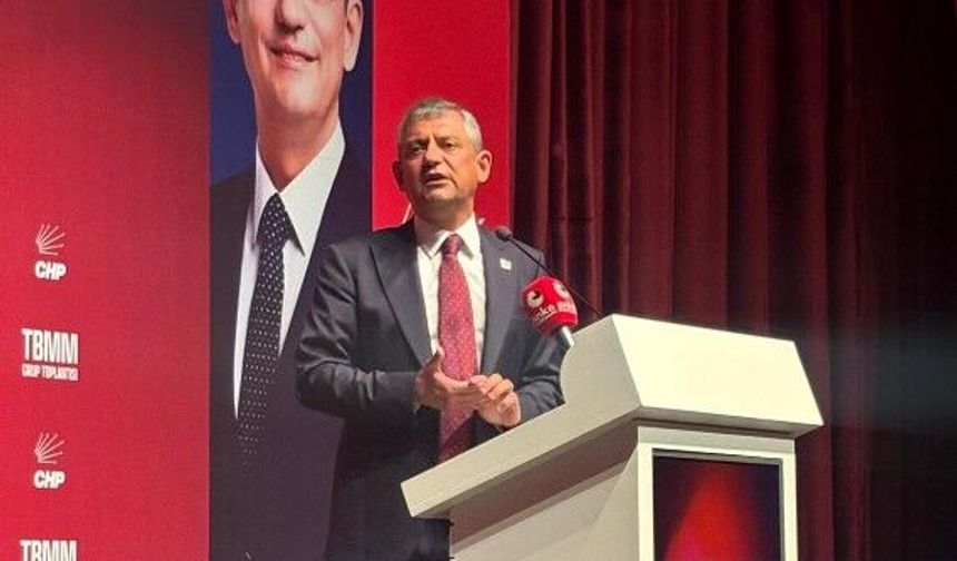 Özgür Özel Eskişehir’de partililerle buluştu!