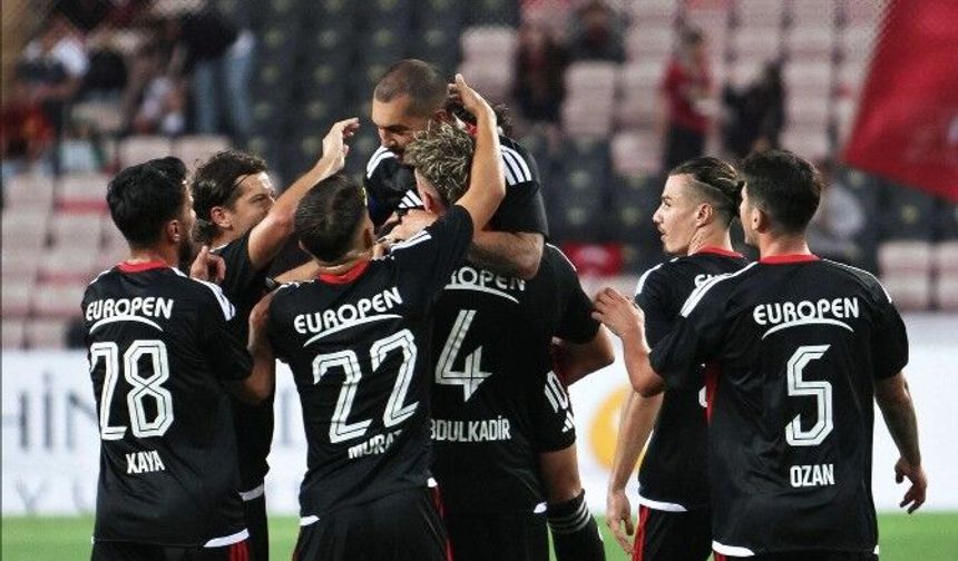 Eskişehirspor provada şov yaptı!