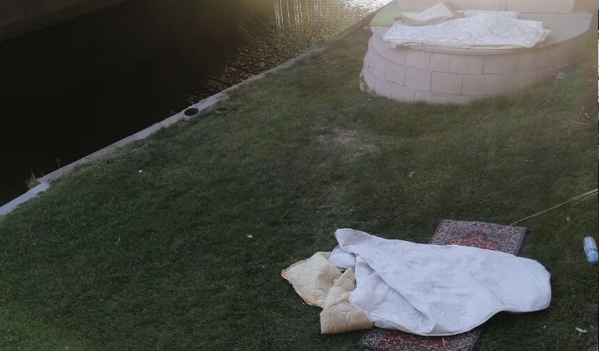 Eskişehir'de duyarsızlık yine sahnede: Porsuk kıyısı çöplerle doldu