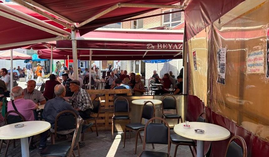 Eskişehir’deki kahvehanede dikkat çeken kural: Yazıyı gören şaşırıyor!