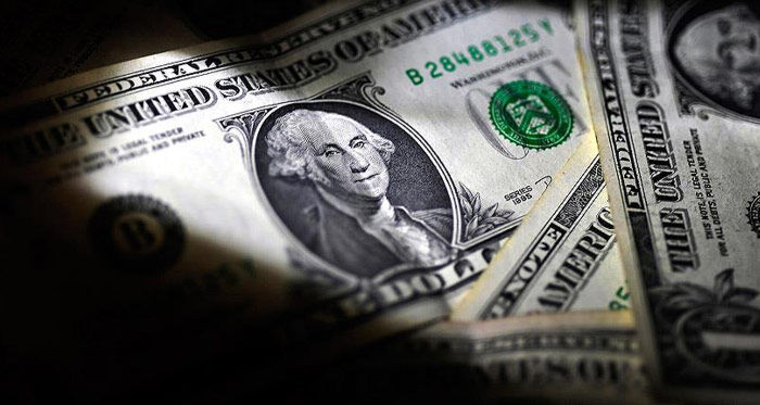Dolarda yıl sonu tahmini şaşırttı! 2026 sonunda dolar/TL için yeni rakam ortaya çıktı