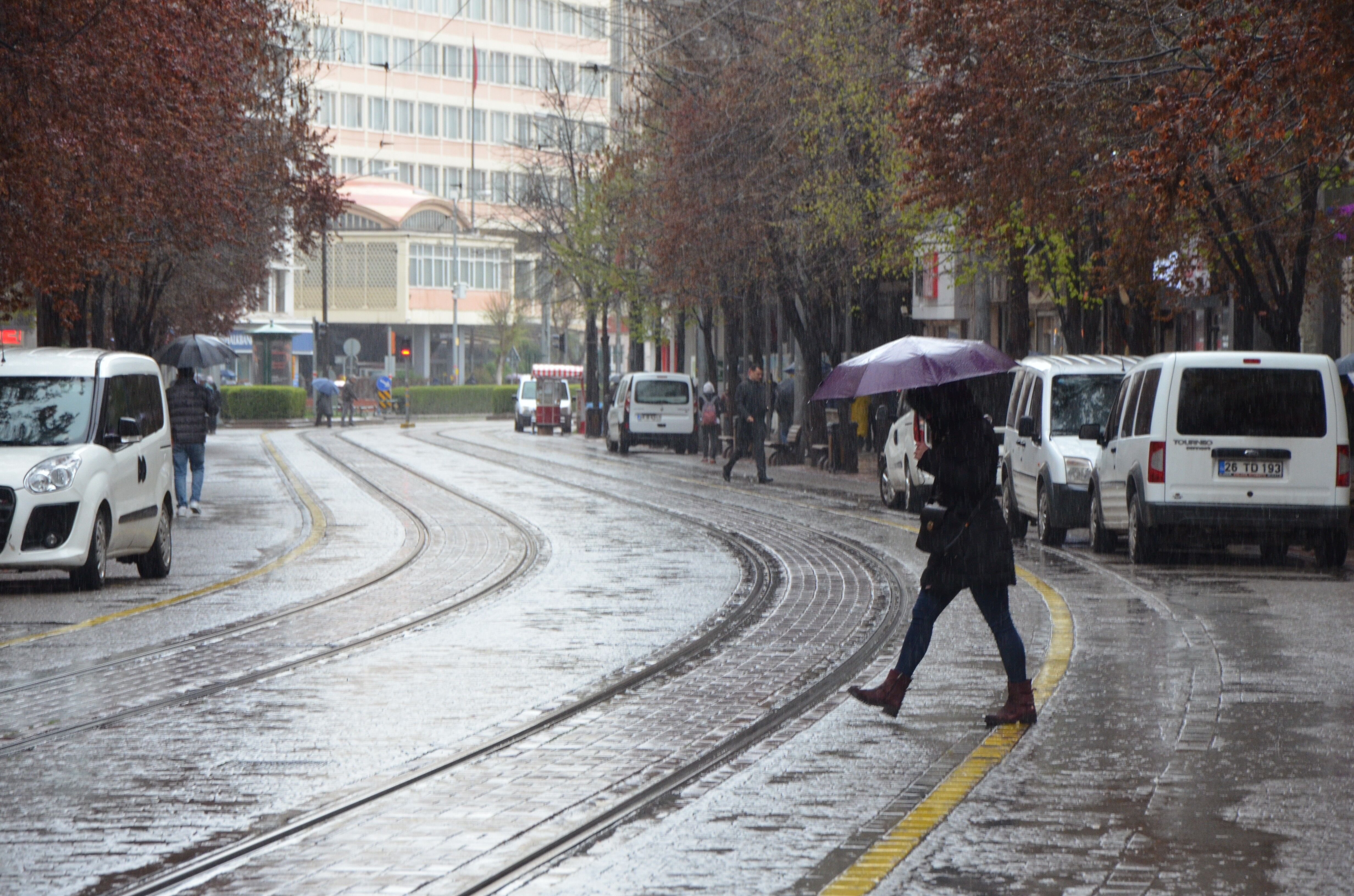 Eskişehir’de güneşli hava kısa sürecek: Sıcaklıklar düşüyor