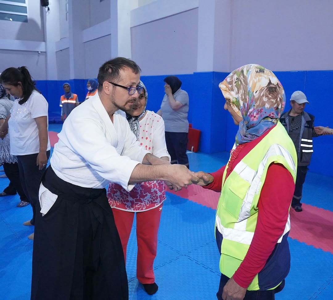 Tepebaşı Kadınları Aikido Ile Daha Güvende! (3)