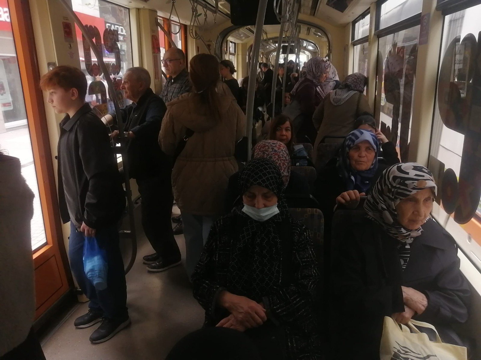 Eskişehir tramvayında sayıları arttı: Bu seferki bahane...