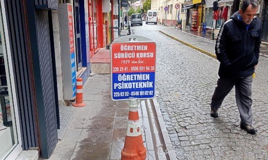 Şair Fuzuli Caddesi'nde duyarsız davranış!