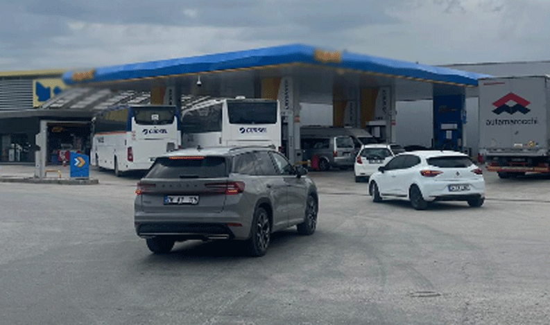 Motorin zammını duyan Eskişehir'de akaryakıt istasyonlarına koştu!
