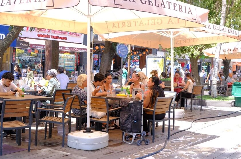 Eskişehir'de emeklilerin uğrak noktası: Günlük 5 bin ziyaretçi!