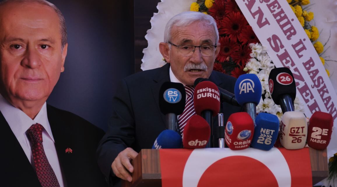 MHP Odunpazarı’nda kongre heyecanı: Ünal yeniden başkan seçildi
